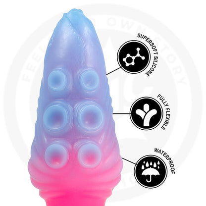 Close-up do Dildo EPIC CYBERSILICOCK Hydrala Mystic Tides, mostrando seu design inspirado em ondas e textura suave.