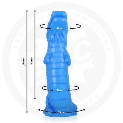 Close-up do Dildo Naga Dragão Celestial EPIC CYBERSILICOCK, mostrando sua textura detalhada e formato imponente.