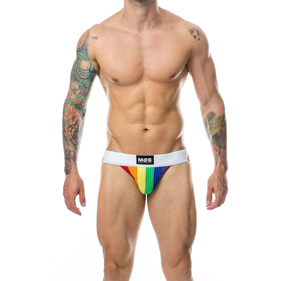 Vista detalhada da Jockstrap MaleBasics Classic Stripe Rainbow Tamanho G, exibindo o seu design colorido e textura confortável.