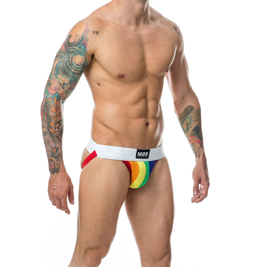Vista detalhada da Jockstrap MaleBasics Classic Stripe Rainbow Tamanho G, exibindo o seu design colorido e textura confortável.