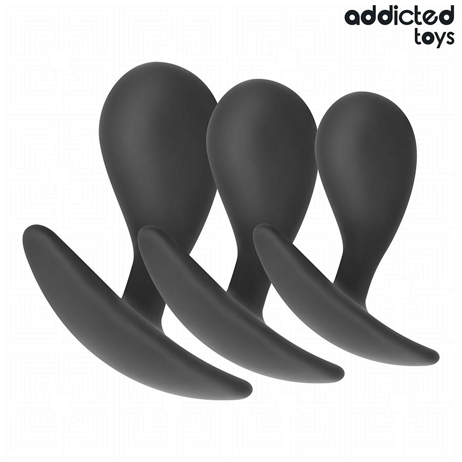 Imagem do Conjunto de 3 Plugs Anais ADDICTED TOYS, mostrando os diferentes tamanhos e o material de silicone macio.