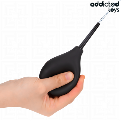 ADDICTED TOYS Limpador Anal Portátil Tamanho M 160ml, ideal para higiene íntima em viagens.