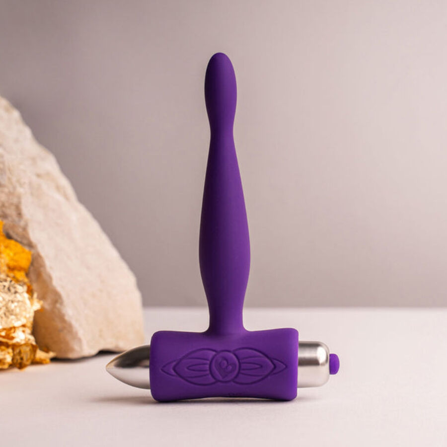 ROCKS-OFF Petite Sensations Teazer Plug Anal Vibrador Roxo, mostrando seu design flexível e compacto