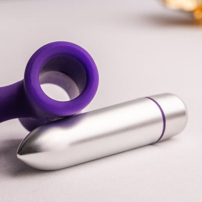 ROCKS-OFF Petite Sensations Teazer Plug Anal Vibrador Roxo, mostrando seu design flexível e compacto