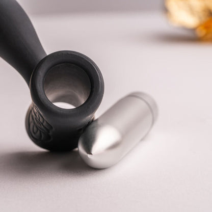 Rocks-Off Petite Sensations Teazer Plug Anal Vibrador Preto, ideal para iniciantes, com 7 modos de vibração.