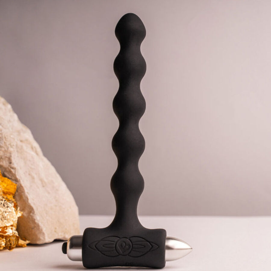 ROCKS-OFF Petite Sensations Pearls Plug Anal Vibrador Preto, mostrando o design de pérolas e a base segura.