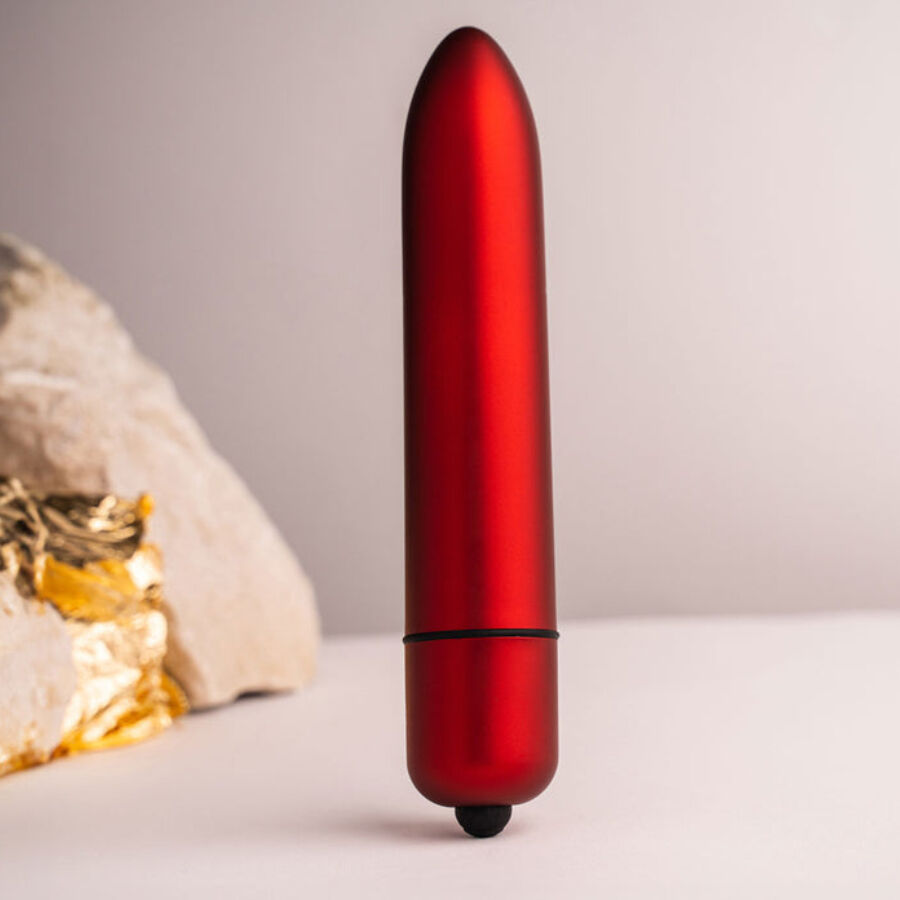 ROCKS-OFF Bala Vibrante Rouge Allure Vermelha com design aveludado e detalhes elegantes