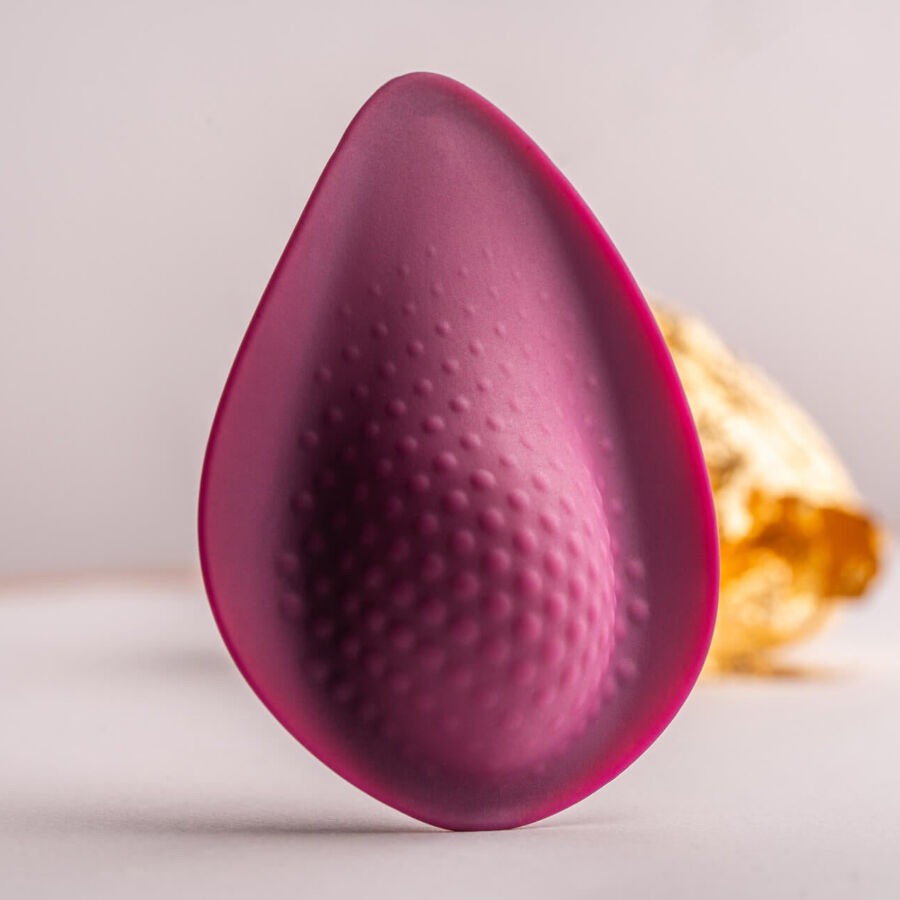 Close-up do Vibrador ROCKS-OFF Knickerbocker Glory Calcinha Discreta Rosa mostrando seu design ergonômico e acabamento suave.