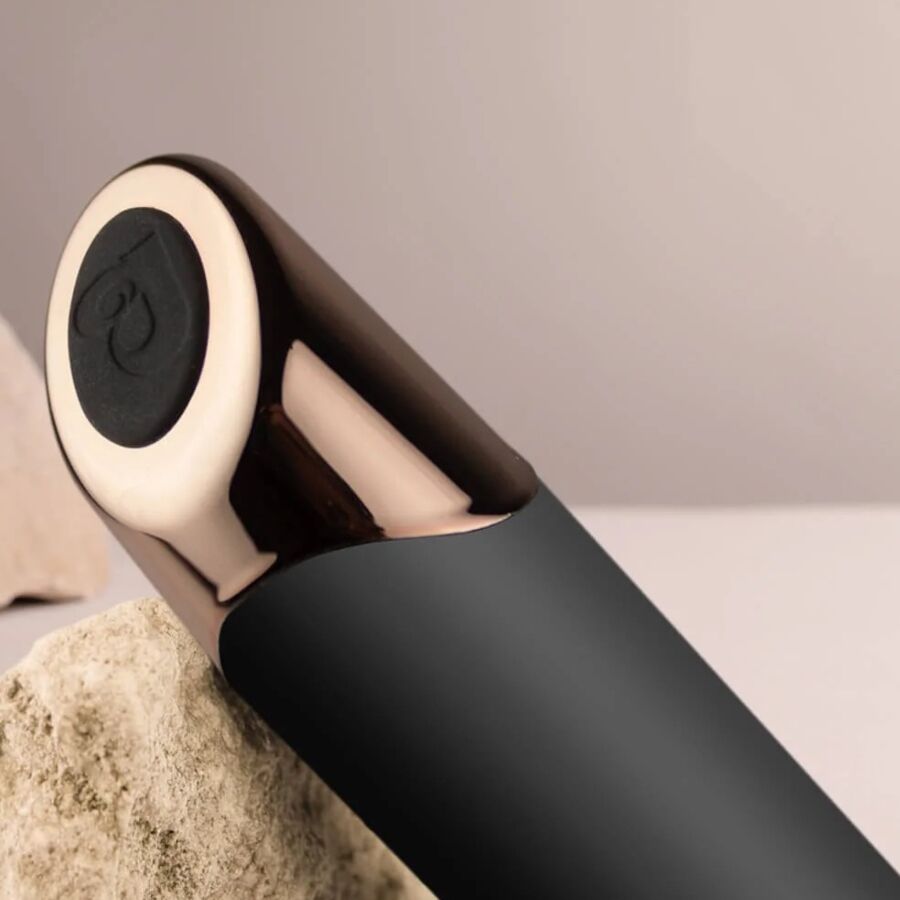 ROCKS-OFF Vibrador Ponto G Chaiamo G Recarregável Preto com design ergonómico para estimulação precisa.