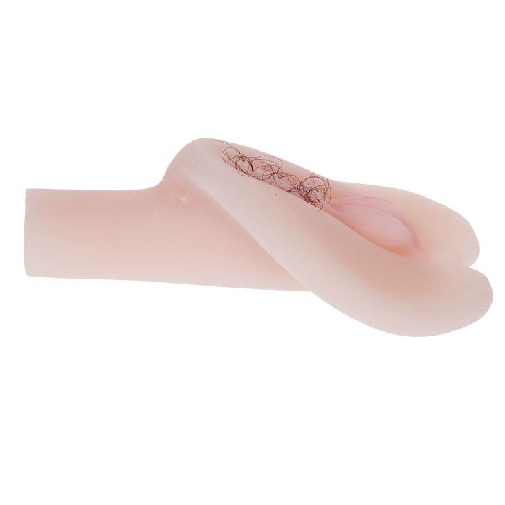 Close-up of the BAILE Masturbador Vagina Vibrante Ultra Realista showing its realistic texture and vibrating features.