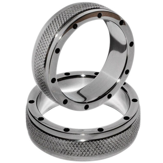 METAL HARD Anel de Metal para Pénis e Testículos 40mm, detalhe do material e design