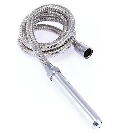 Close-up do Duche Íntimo de Aço METAL HARD 1,5M para higiene anal e vaginal.