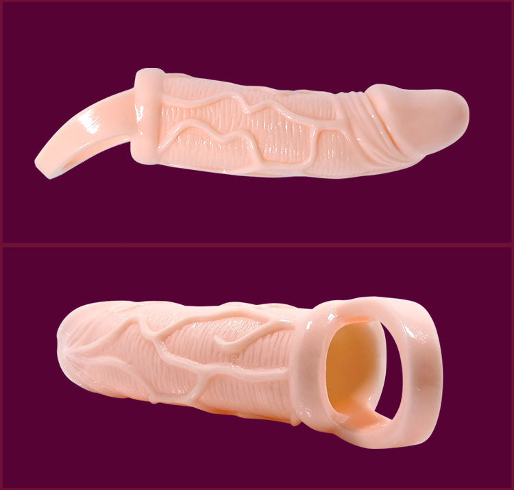 Close-up da BAILE Bainha Extensora de Pénis com Vibração e Alça para Testículos 13.5 CM, mostrando o design realista e a textura.