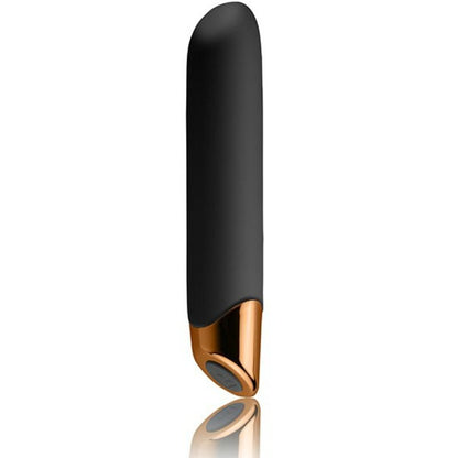 Vibrador ROCKS-OFF Chaiamo Preto, detalhe do design e textura em silicone.