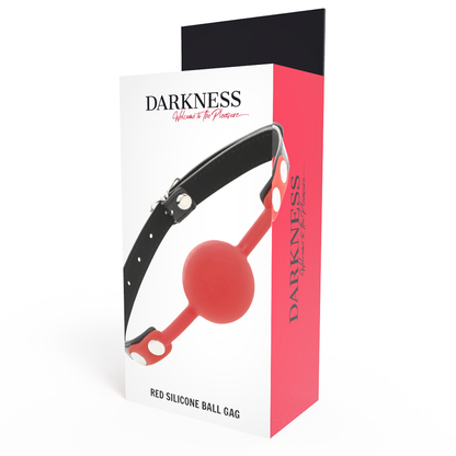 Close-up da Mordaça de Silicone Vermelha Darkness com tiras de couro ajustáveis, destacando a textura do silicone e os detalhes das fivelas.