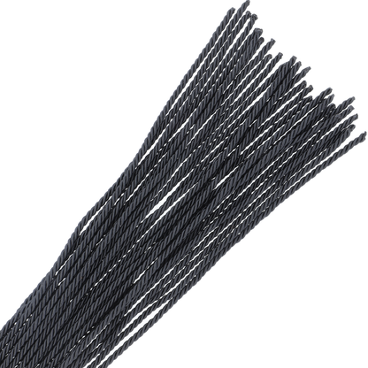 Chicote Bondage Preto Darkness 50CM, detalhe do design elegante e material de alta qualidade.