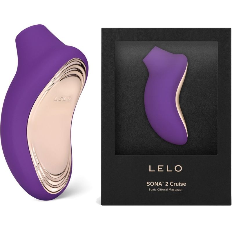 Close-up of the LELO Estimulador de Clitóris SONA 2 CRUISE Lilás, highlighting its ergonomic design and silicone texture.
