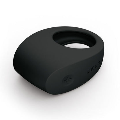 Close-up of the LELO Anel Vibrador TOR II Recarregável para Casais, showing its sleek black design and premium silicone texture.