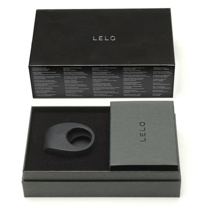 Close-up of the LELO Anel Vibrador TOR II Recarregável para Casais, showing its sleek black design and premium silicone texture.