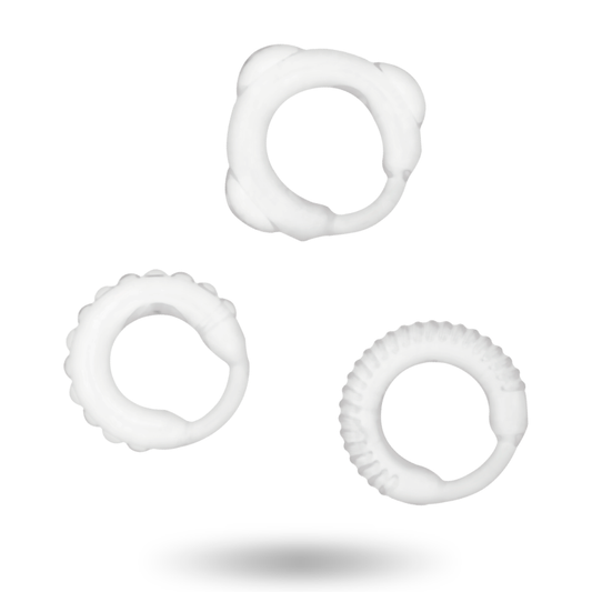 Imagem do Conjunto de Anéis Penianos ADDICTED TOYS Claro, mostrando os três tamanhos e o material transparente.
