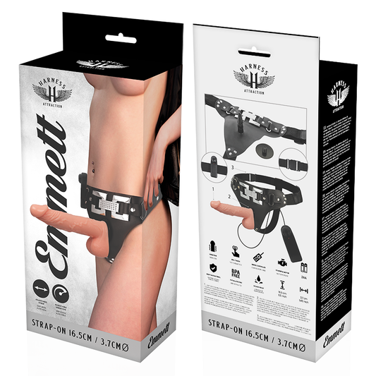 Detalhe do Arnês Vibratório HARNESS ATTRACTION com dildo realista e sistema de ajuste.