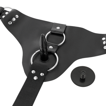 HARNESS ATTRACTION Arnês Strap-On Murdock com dois dildos realistas intercambiáveis.