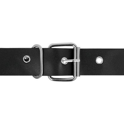 HARNESS ATTRACTION Arnês Strap-On Murdock com dois dildos realistas intercambiáveis.