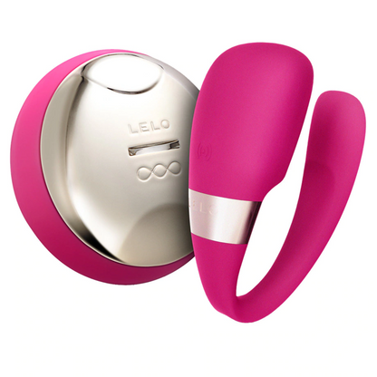 LELO TIANI 3 Massageador para Casais SenseMotion Cerise, detalhe do design ergonómico e material de silicone.