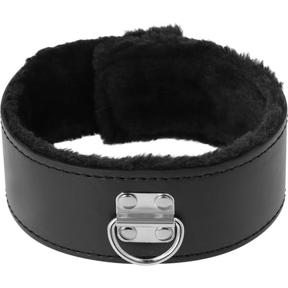 Colar BDSM Darkness forrado com corrente preta, design elegante e ajustável para conforto e controlo.