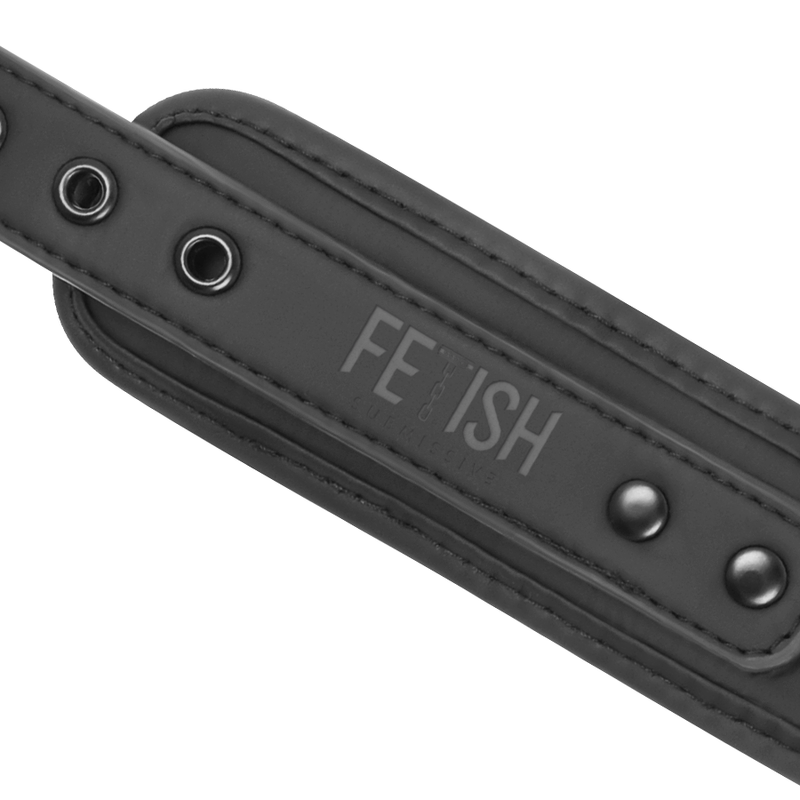 Conjunto Fetish Submissive de colar e algemas em couro vegano com forro de neopreno para BDSM.