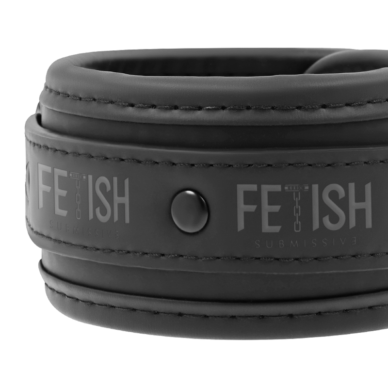Conjunto Posição Mestre FETISH SUBMISSIVE com 4 algemas e arnês de neoprene e couro vegano.