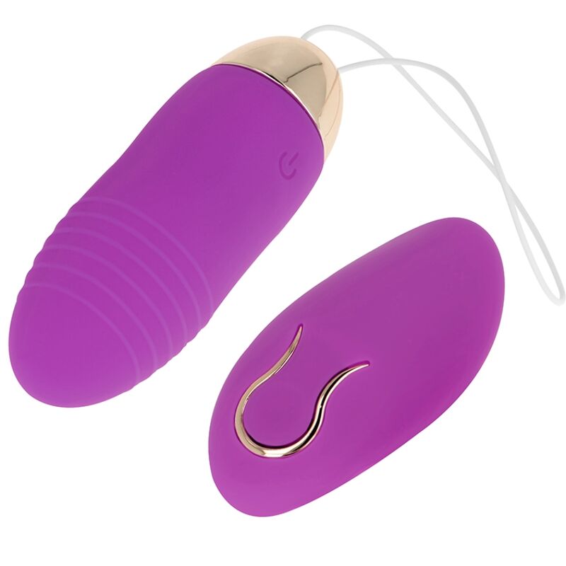 Ovo Vibrante OHMAMA Roxo com controlo remoto, destacando seu design compacto e silicone suave.