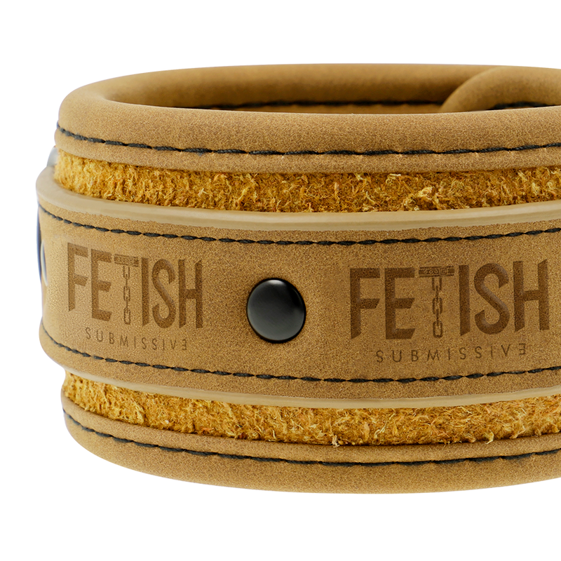 Close-up das algemas de tornozelo FETISH SUBMISSIVE em couro vegano com forro de neoprene.