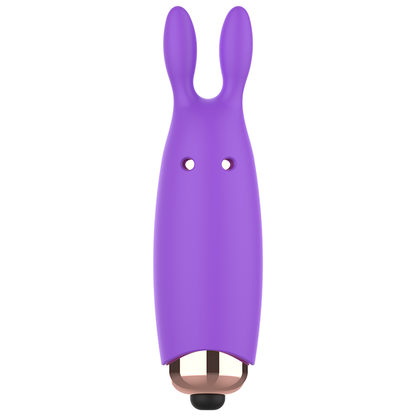 Close-up do WOMANVIBE Vibrador Bugsy, um estimulador clitoriano de silicone em formato de coelho.
