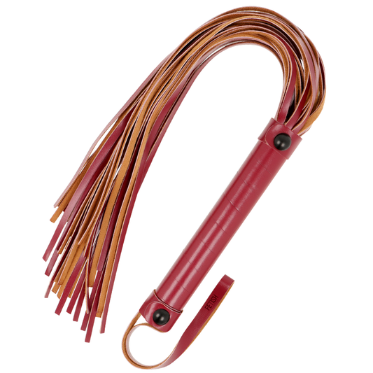 Chicote fetichista SUBMISSIVE de couro vegano, ideal para jogos BDSM.